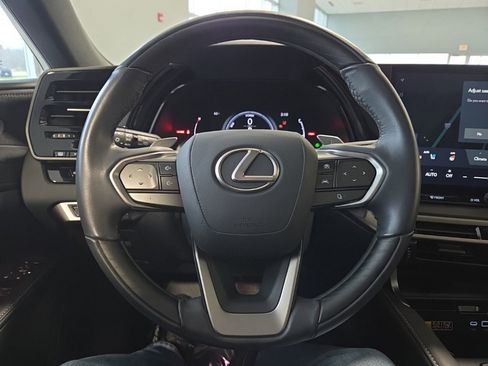 Used 2024 Lexus RX 350h image 23