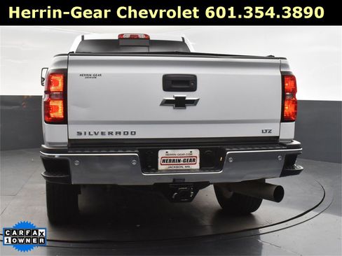 Used 2019 Chevrolet Silverado 2500 LTZ w/ Duramax Plus Package image 6