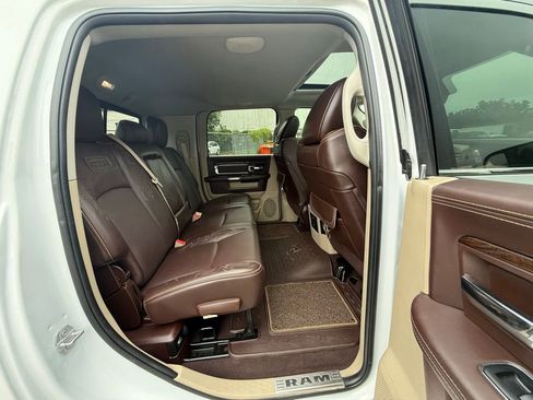 Used 2017 RAM 3500 Laramie Longhorn w/ Convenience Group AWD/4WD image 9