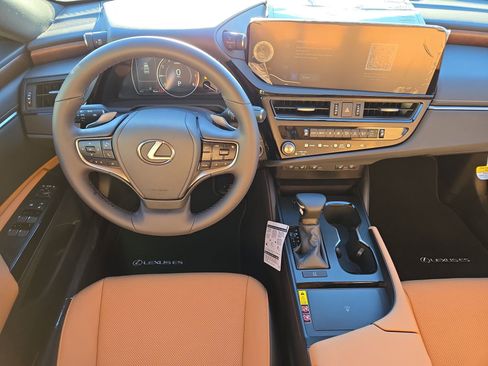 New 2025 Lexus ES 350 w/ Premium Package image 14