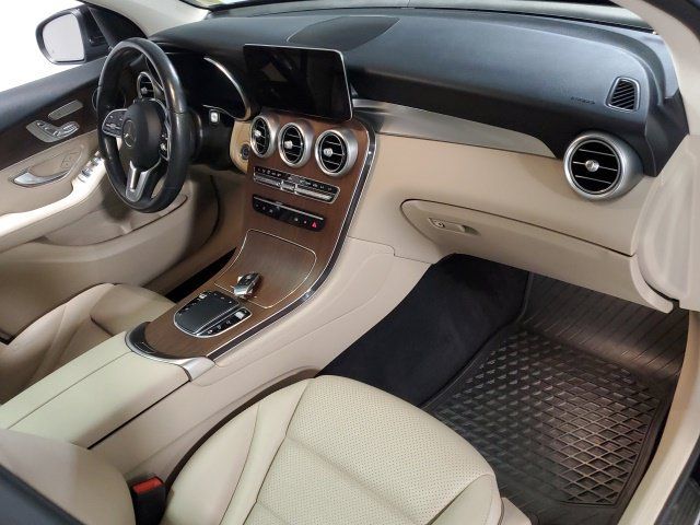 Used 2021 Mercedes-Benz GLC 300 4MATIC image 32