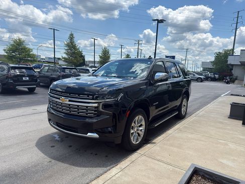 Used 2023 Chevrolet Tahoe Premier w/ Advanced Technology Package AWD/4WD image 7