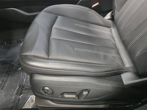 Used 2023 Audi A4 2.0T Premium w/ Convenience Package AWD/4WD image 21