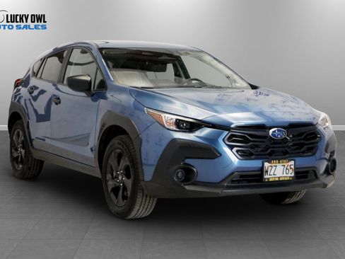 Used 2024 Subaru Crosstrek 2.0i AWD/4WD image 3