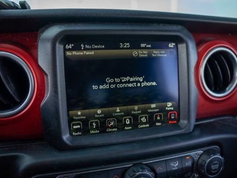 Used 2018 Jeep Wrangler Unlimited Rubicon w/ Dual Top Group AWD/4WD image 20