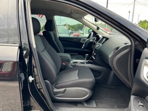 Used 2017 Nissan Pathfinder S FWD image 13