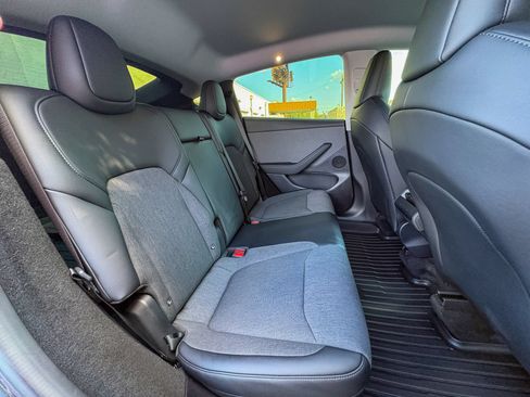 Used 2026 Tesla Model Y AWD image 26