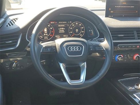 Used 2017 Audi Q7 3.0T Premium Plus image 11