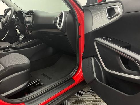 Used 2022 Kia Soul LX FWD image 28