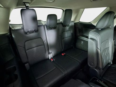 New 2026 Nissan Pathfinder Platinum image 27