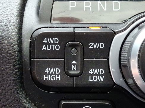 Used 2023 RAM 1500 Big Horn AWD/4WD image 18