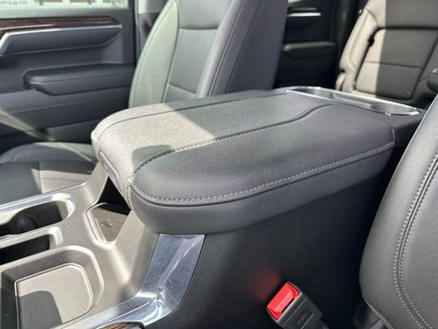 Used 2024 GMC Sierra 1500 Elevation w/ Elevation Premium Package image 12