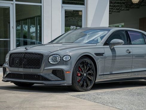 New 2025 Bentley Flying Spur Plug-In Hybrid AWD/4WD image 9