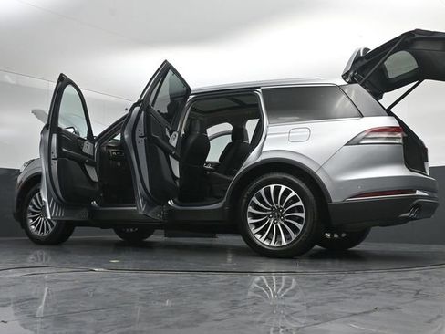 Used 2020 Lincoln Aviator Reserve w/ Equipment Group 201A image 59