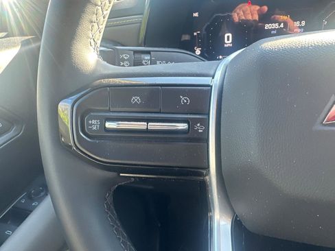 Used 2024 Chevrolet Colorado ZR2 w/ Technology Package image 20