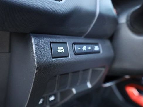 Used 2024 Nissan Frontier PRO-4X w/ Off-Road Protection Package image 30