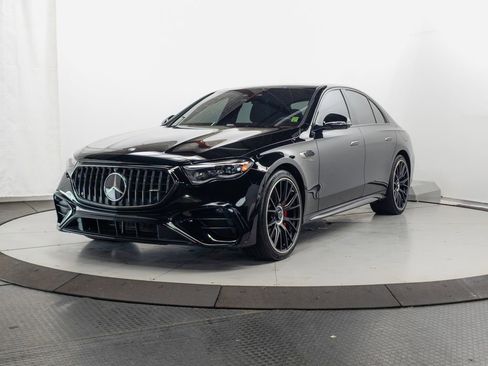 Used 2025 Mercedes-Benz E 53 AMG e 4MATIC Sedan w/ AMG Dynamic Plus Package image 3