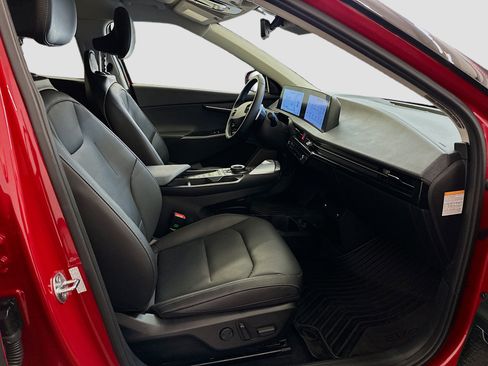 Used 2024 Kia EV6 Wind w/ Wind Technology Package image 33