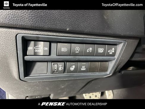 Used 2022 Toyota Tundra SR5 image 28