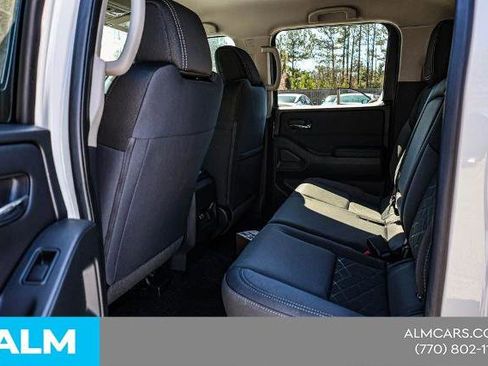 Certified 2025 Nissan Frontier SV w/ SV Convenience Package RWD image 20