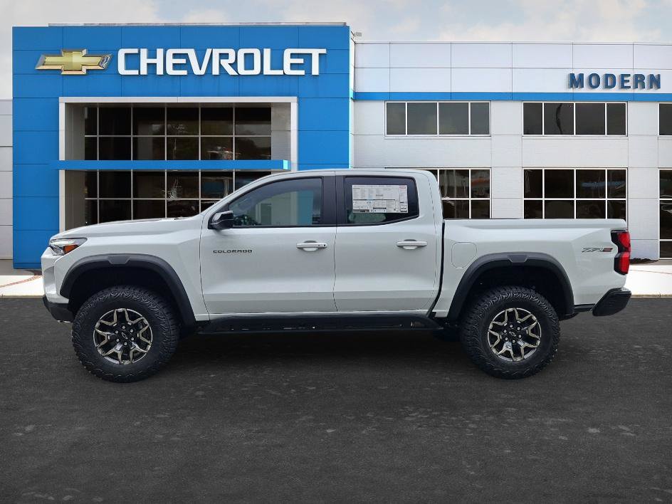 New 2026 Chevrolet Colorado ZR2 AWD/4WD image 2