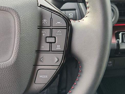 Certified 2025 Toyota Prius Plug-In Hybrid image 23