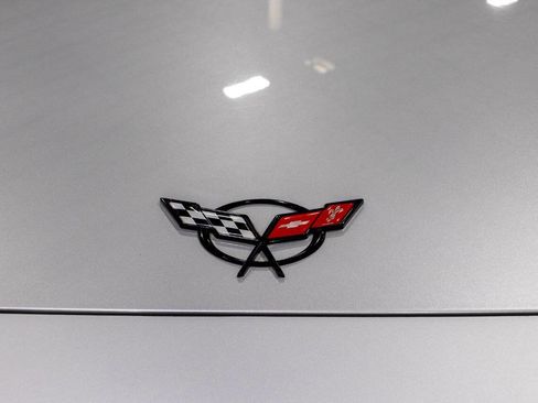 Used 1999 Chevrolet Corvette Convertible w/ Memory Pkg RWD image 36