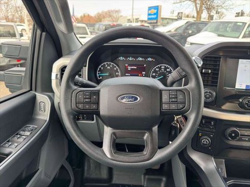 Used 2022 Ford F150 XLT w/ Trailer Tow Package image 19