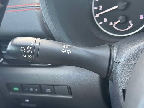 Used 2025 Nissan Sentra SR w/ Trunk Package FWD image 21