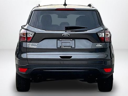 Used 2018 Ford Escape SE w/ SE Sport Appearance Package FWD image 6