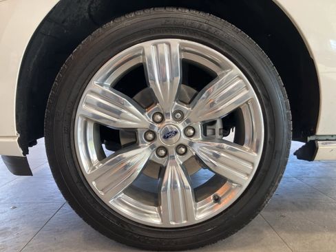 Used 2023 Ford Expedition Platinum image 9