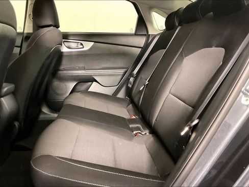 Certified 2023 Kia Forte LXS FWD image 3