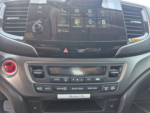 Used 2021 Honda Pilot Special Edition image 8