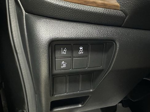 Used 2017 Honda CR-V EX image 15