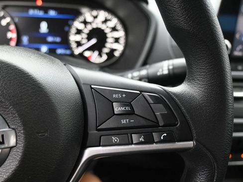 Used 2020 Nissan Altima 2.5 S AWD/4WD image 15