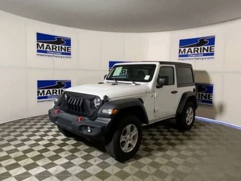 Used 2020 Jeep Wrangler Sport image 6