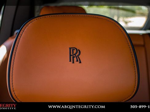 Used 2022 Rolls-Royce Cullinan w/ Dynamic Package image 50