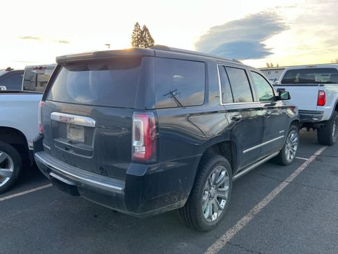 Used 2016 GMC Yukon Denali image 2