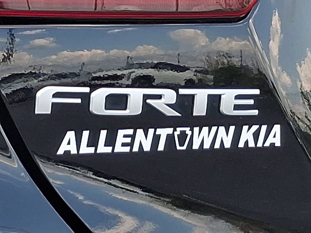 Certified 2023 Kia Forte GT-Line w/ GT-Line Premium Package FWD image 28