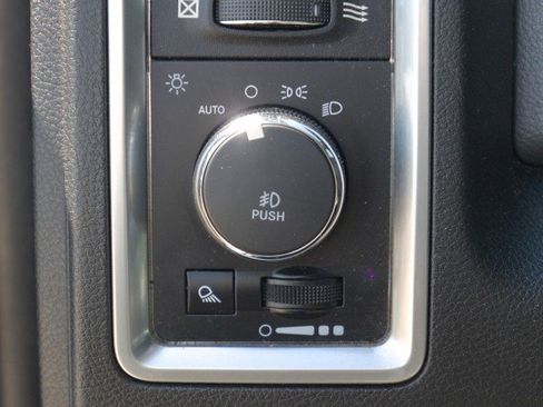 Used 2018 RAM 2500 Big Horn AWD/4WD image 17