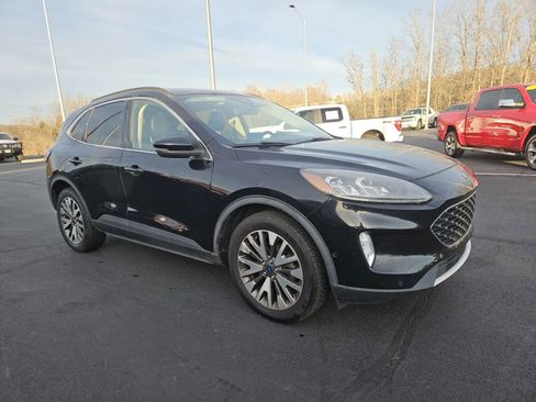 Used 2020 Ford Escape Titanium image 5