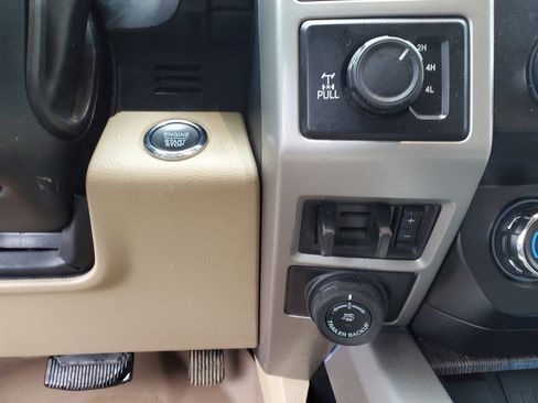 Used 2020 Ford F250 Lariat w/ Lariat Ultimate Package image 31