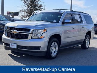 Used 2017 Chevrolet Suburban LT video 4