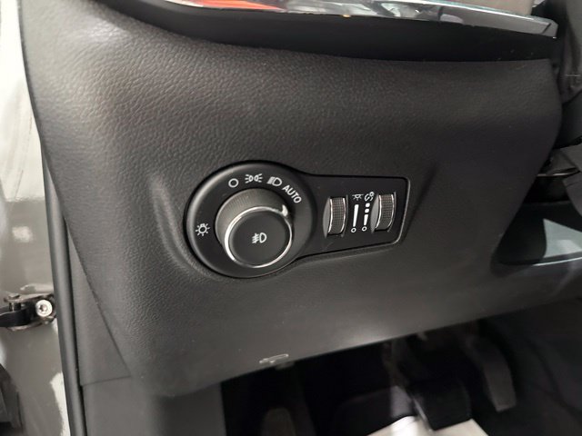 Used 2022 Jeep Compass Limited AWD/4WD image 18
