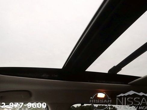 New 2026 Nissan Pathfinder SL w/ SL Premium Package AWD/4WD image 33