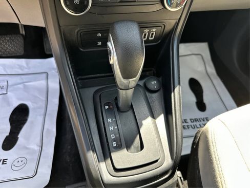 Used 2020 Ford EcoSport S AWD/4WD image 16