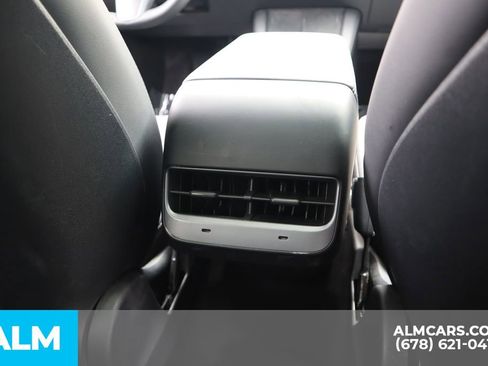 Used 2023 Tesla Model Y AWD image 24