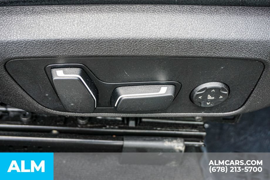 Used 2025 BMW X4 xDrive30i AWD/4WD image 54