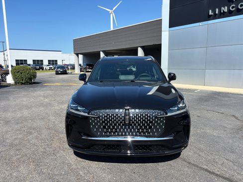 New 2025 Lincoln Aviator Black Label image 2