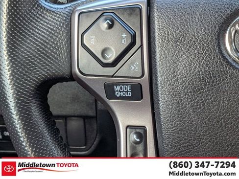 Certified 2022 Toyota Tacoma SR5 AWD/4WD image 19